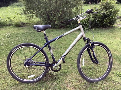 Trek%25202300%2520Carbon%2520Road 
