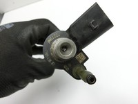 BMW 5er GT F07 09-13 3,0 175KW Injektor Einspritzdüse Zyl.3 BMW 5er GT F07 09-13 28.03.2011 7805430 7805430-03... Vorschau 4
