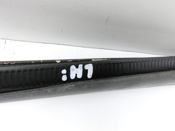 Mercedes GL 500 X164 06-11 Dichtung für Rahmen feste Scheibe Links Hinten Mercedes GL 500 X164 06-11 01.09.2006... Vorschau 4