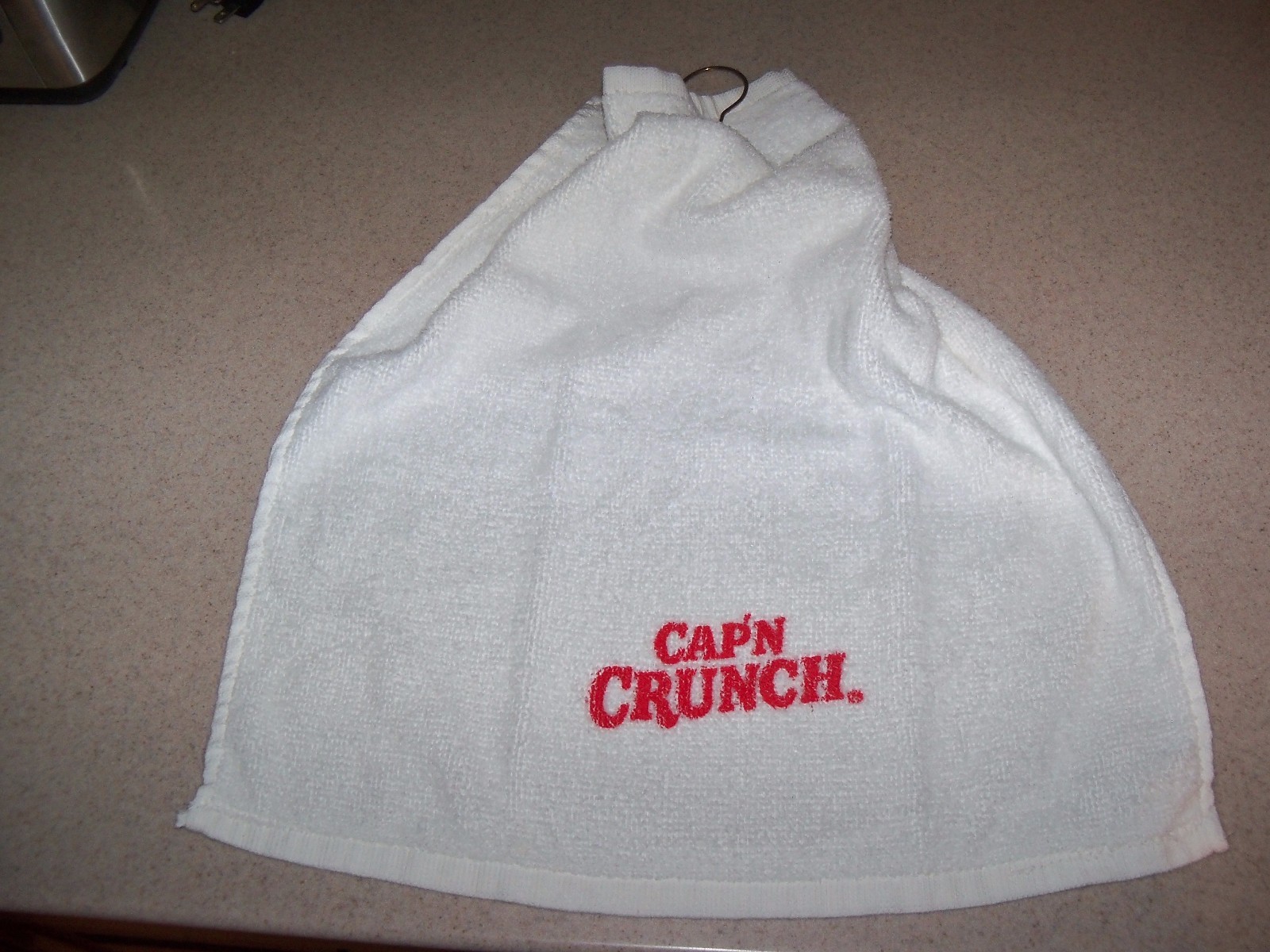 Collectible Captain Crunch Golf Kitchen Finger Hand Towel Grommet Clip Hook