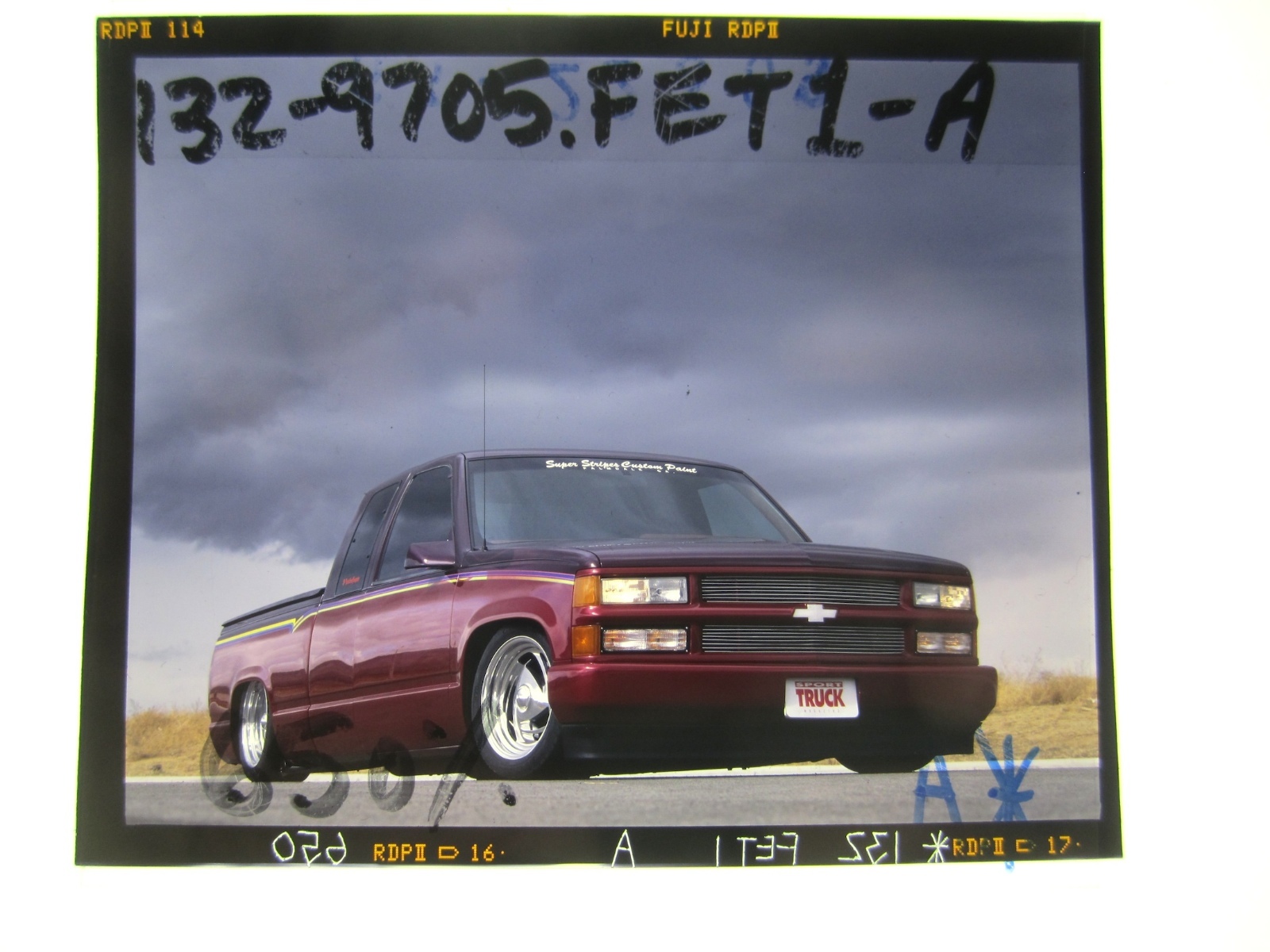 CHEVROLET SILVERADO CUSTOM ORIGINAL EDITORIAL TRANSPARENCY - 1998