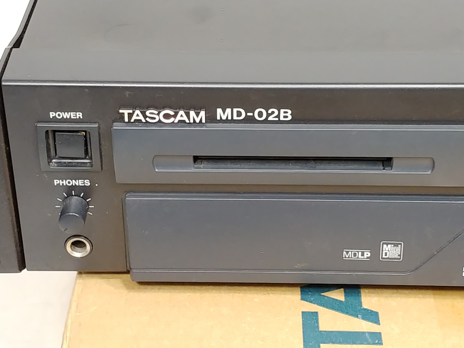 TASCAM MD-02 [MiniDisc Wiki]