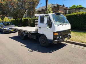 Toyota dyna 200