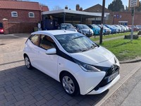 2015 Toyota AYGO 1.0 VVT-i X-Play 5dr HATCHBACK Petrol Manual