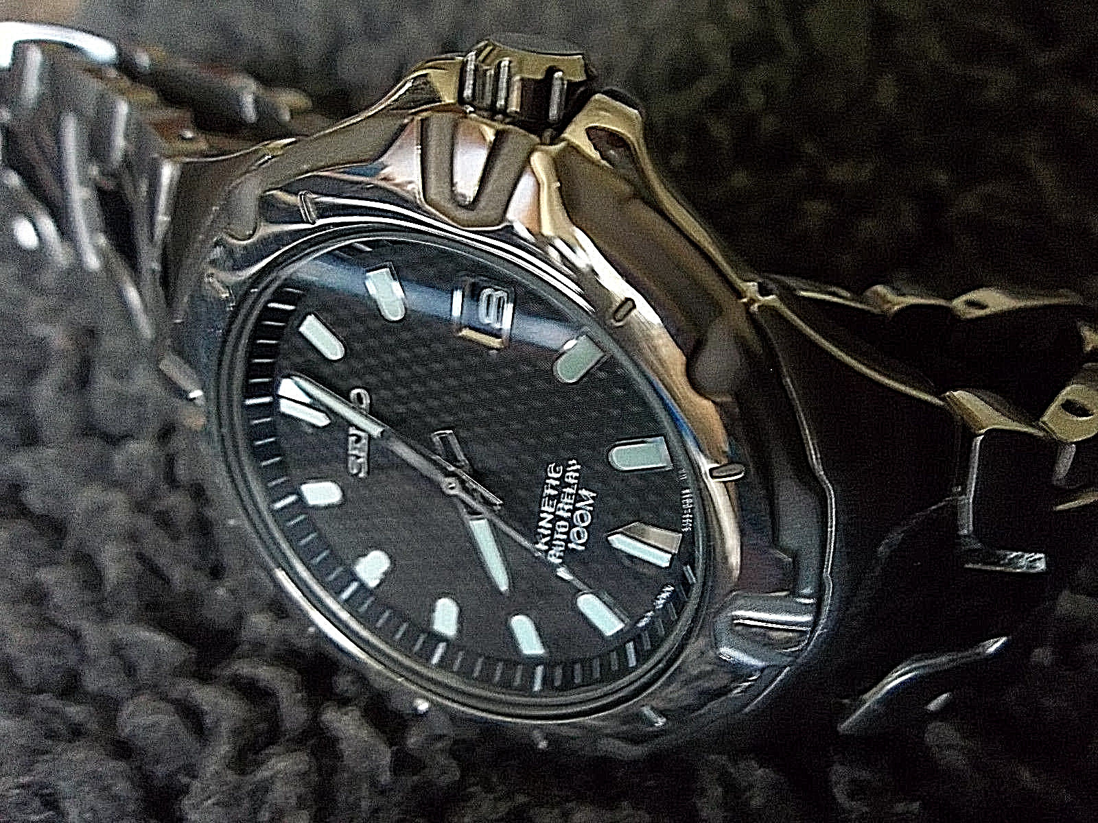 seiko carbon fiber watch