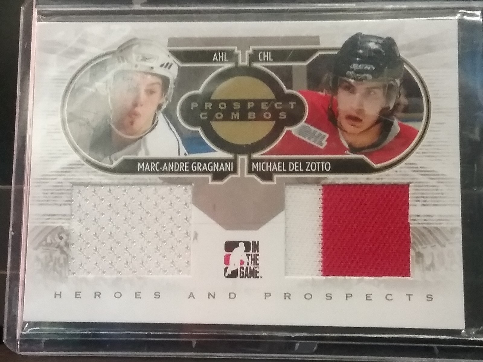 MICHAEL DEL ZOTTO JERSEY AND AUTOGRAPH LOT OF 3 CARDS