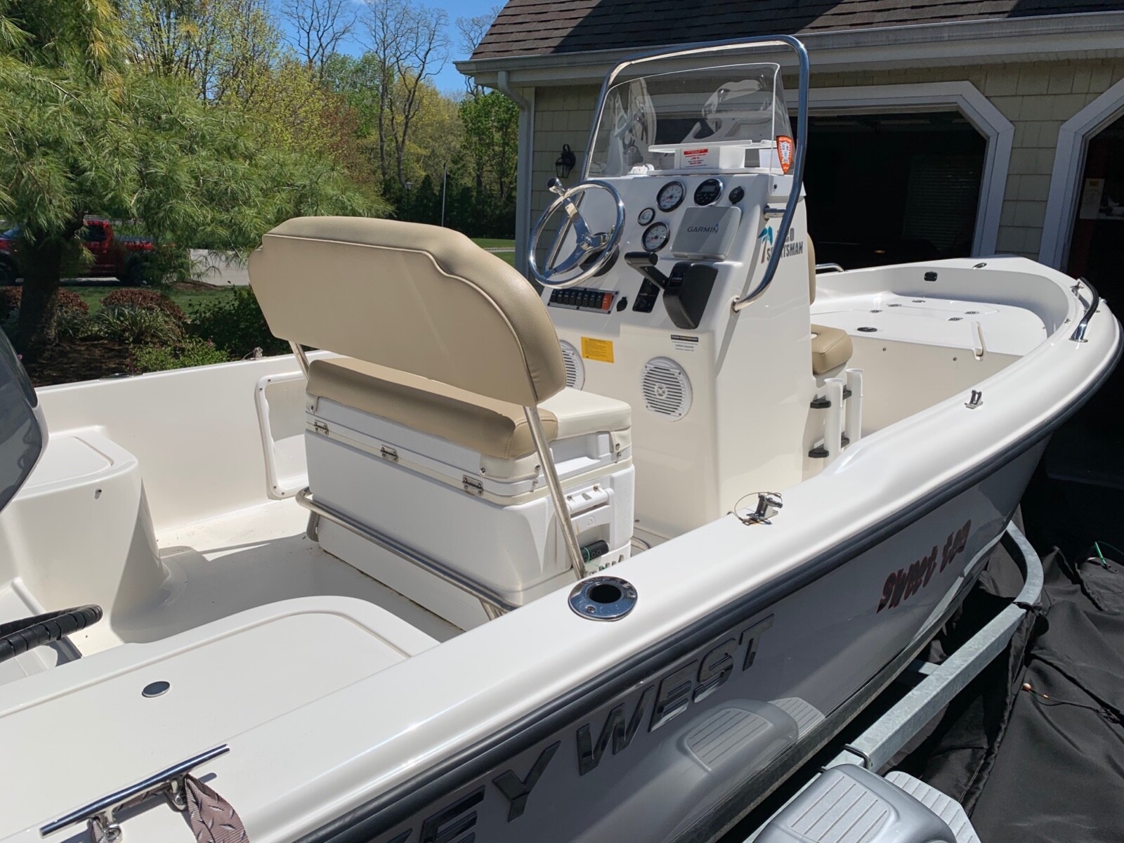 2017 Key West 1720CC Fisherman 90 HP Yamaha w/ Load Rite trailer
