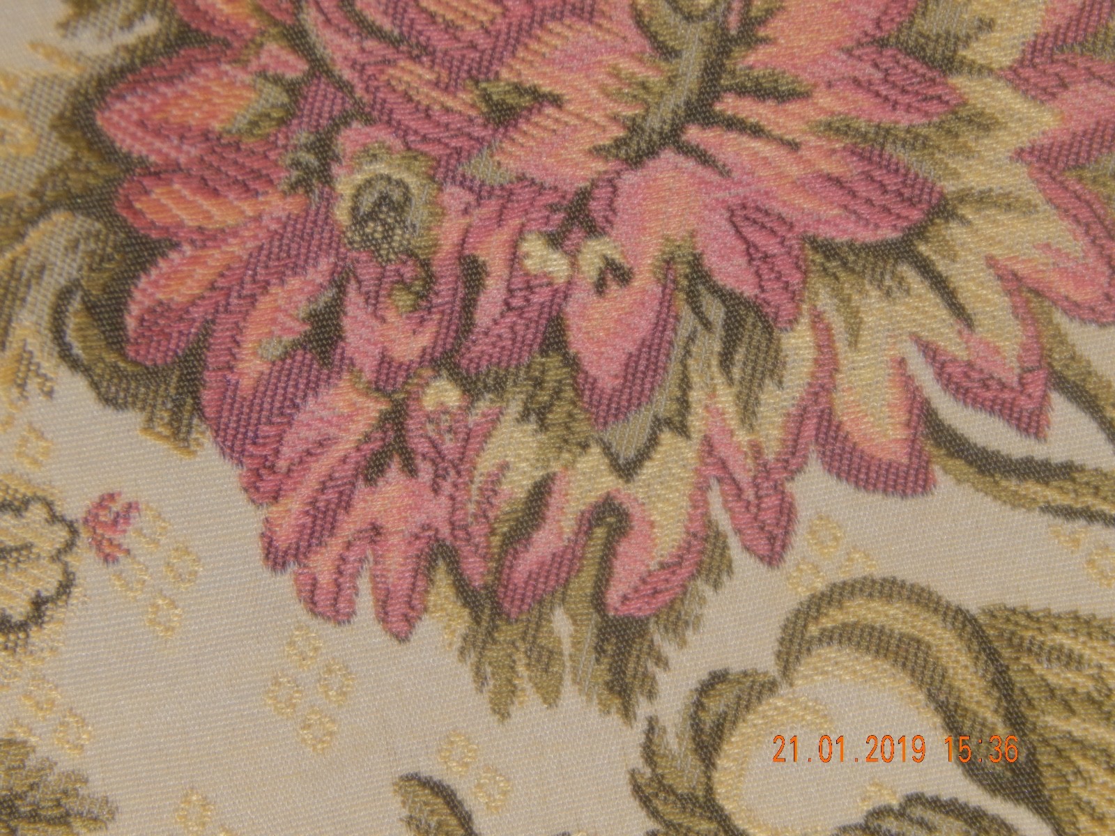 LEE JOFA BROCADED LAMPAS FROM FRANCE DECORATIVE UPHOLSTERY FABRIC COSPLAY 6 YDS
