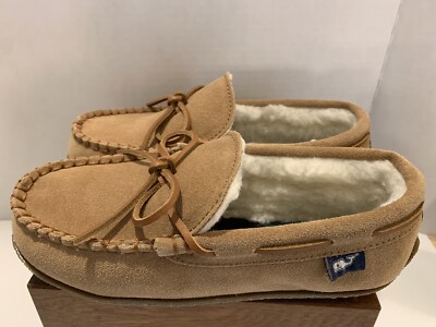 NEW Vineyard Vines Kids Size 5 Suede Slippers Faux Fur Lining Natural Boys