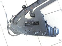 Renault Megane II 03-09 Cabriolet Scharnier Verdeck Links Hinten Renault Megane II 03-09 01.01.2004 E84876407 gebraucht Vorschau 2