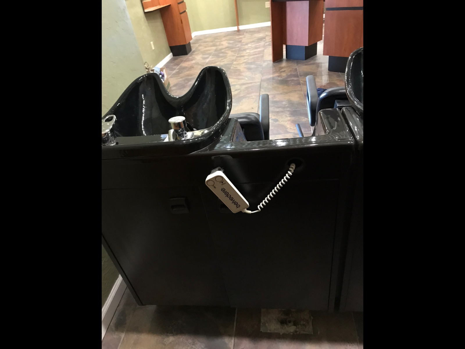 Belvedere Siesta Shampoo Black Backwash Units w/Chairs (3)