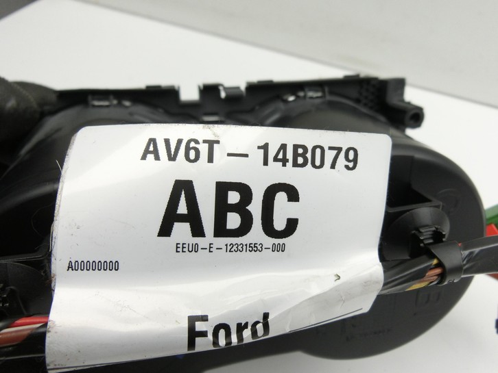 Ford C-Max II 10-15 Becherhalter Getränkehalter Ford C-Max II 10-15 01.09.2011 51R048196AC gebraucht Vorschau 4