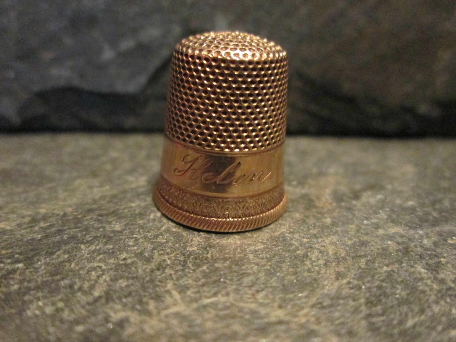 Vintage 14K Gold Thimble Size 7 Leather Case Monogrammed 3.1 Grams