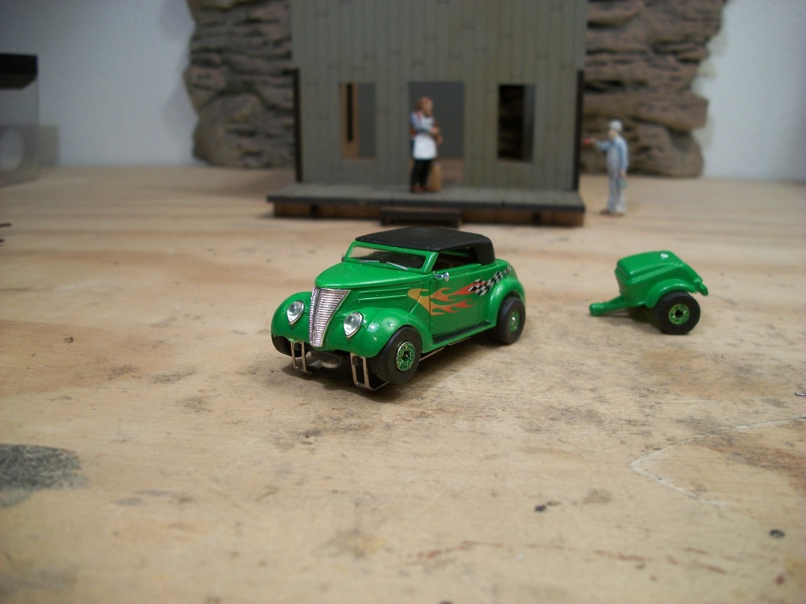 Aurora HO 1937 FORD with TRAILER 1/87 CUSTOM NEW