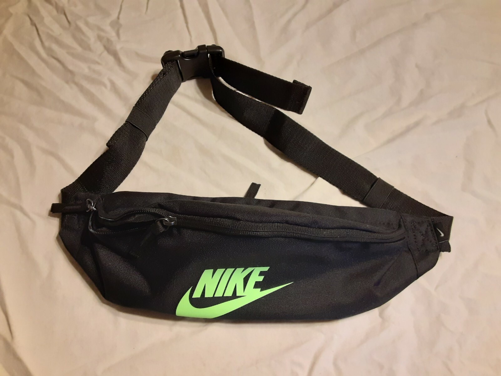 Nike Crossbody Waist Bag Fanny Pack Belt Festival Pouch