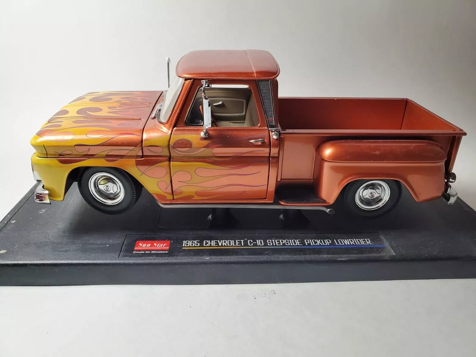 Fairfield Mint, (Sunstar) 1:18 1965 Chevy C10 Pickup, Custom | eBay Fairfield Mint, (Sunstar) 1:18 1965 Chevy C10 Pickup, Custom | eBay
