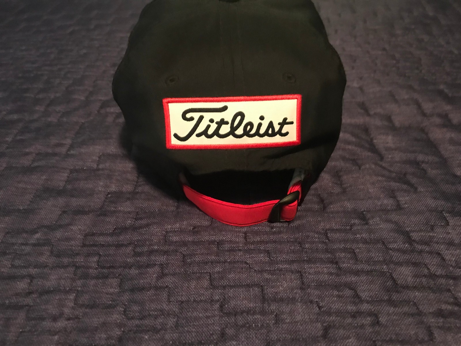 NEW Titleist Tour Tech Hat BLACK/RED Titleist Golf Cap Adjustable