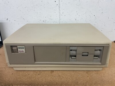 Vintage Digital DEC Rainbow Computer Powers On