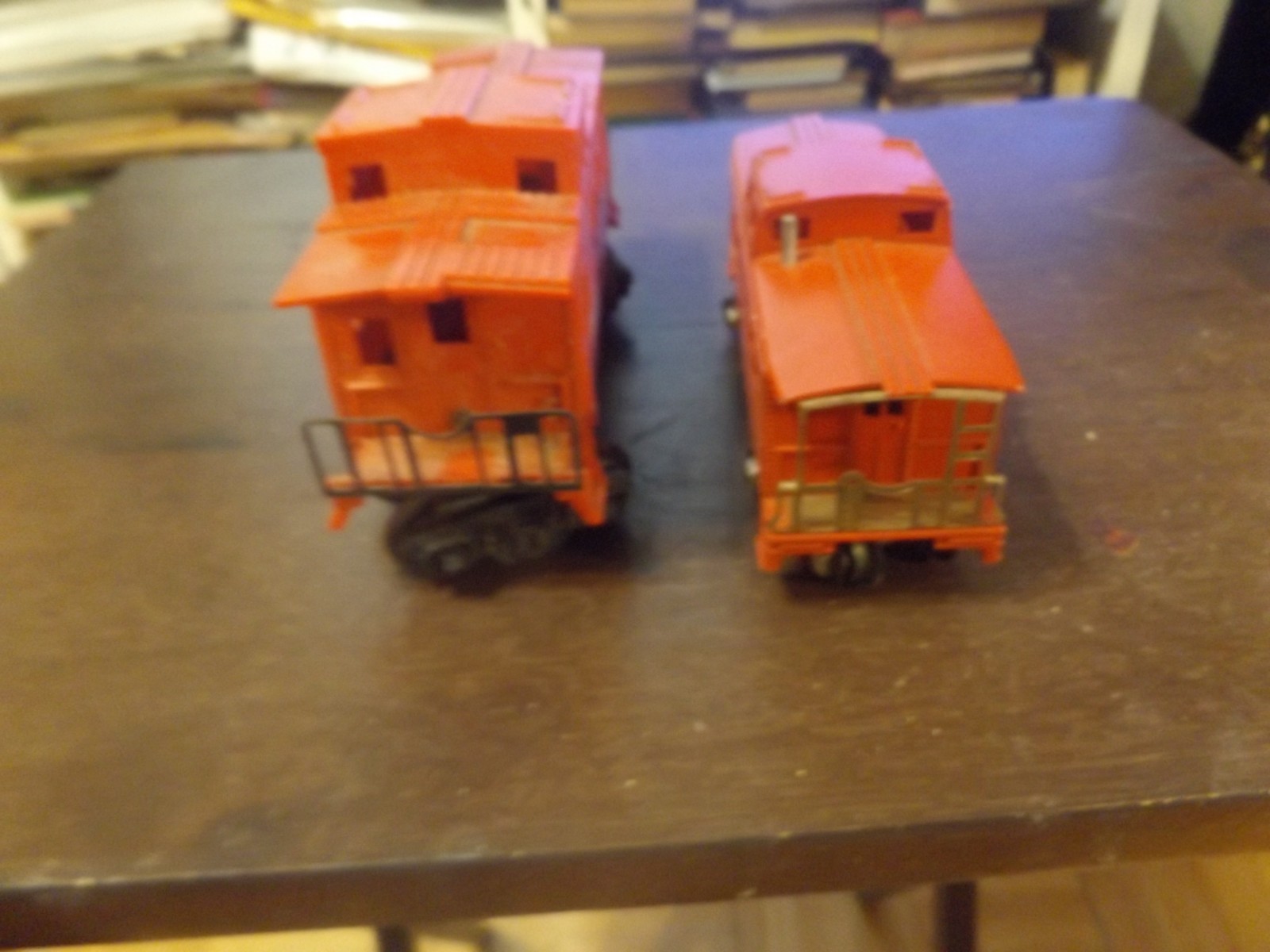 Lionel train #6037 red caboose +++AMERICAN FLYER  RED CABOOSE