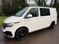2021 Volkswagen Transporter Volkswagen Transporter 2.0 TDI Highline Window Van 5
