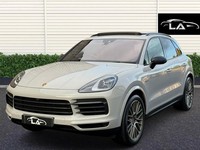 2023 PORSCHE CAYENNE PLATINUM EDITION 3.0 V6 E-HYBRID 4WD *WARRANTY* *PAN ROOF*