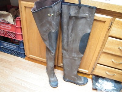 dans hip waders
