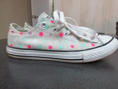 Slightly used! Multi-color Converse Shoes Sneakers Flats Size Women 6/Juniors 4