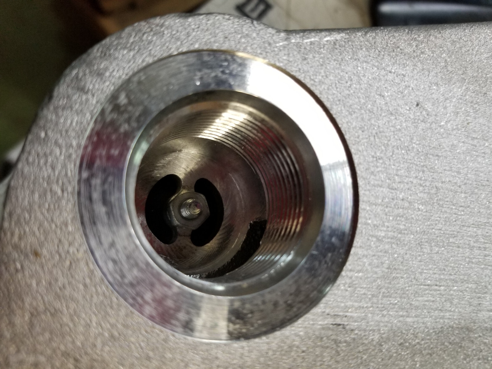 3834123 Cummins Filter Head - Picture 6 of 6