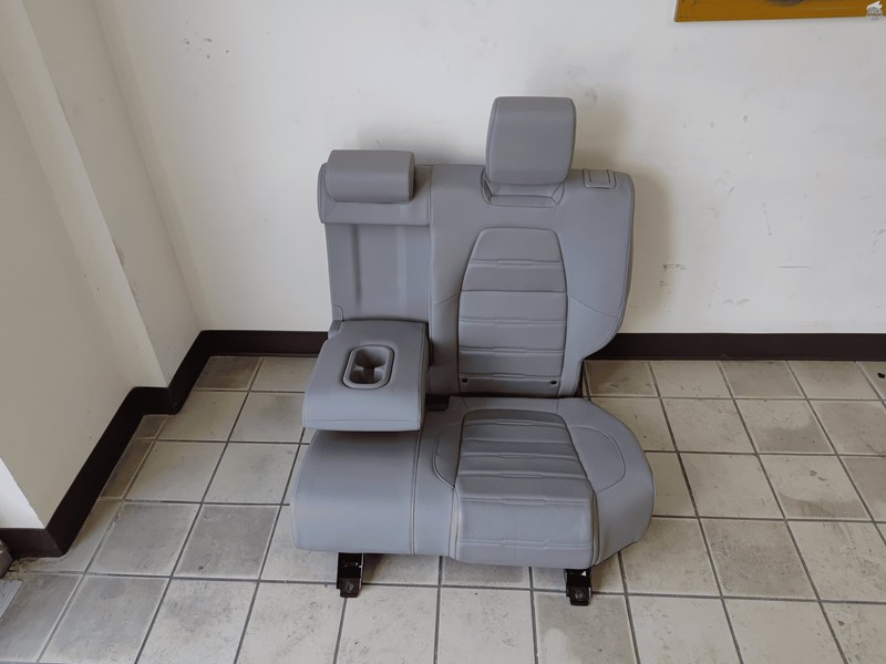Used 2017-2019 Honda CR-V Rear 2ND Row Left Driver Side Seat Assembly OEM