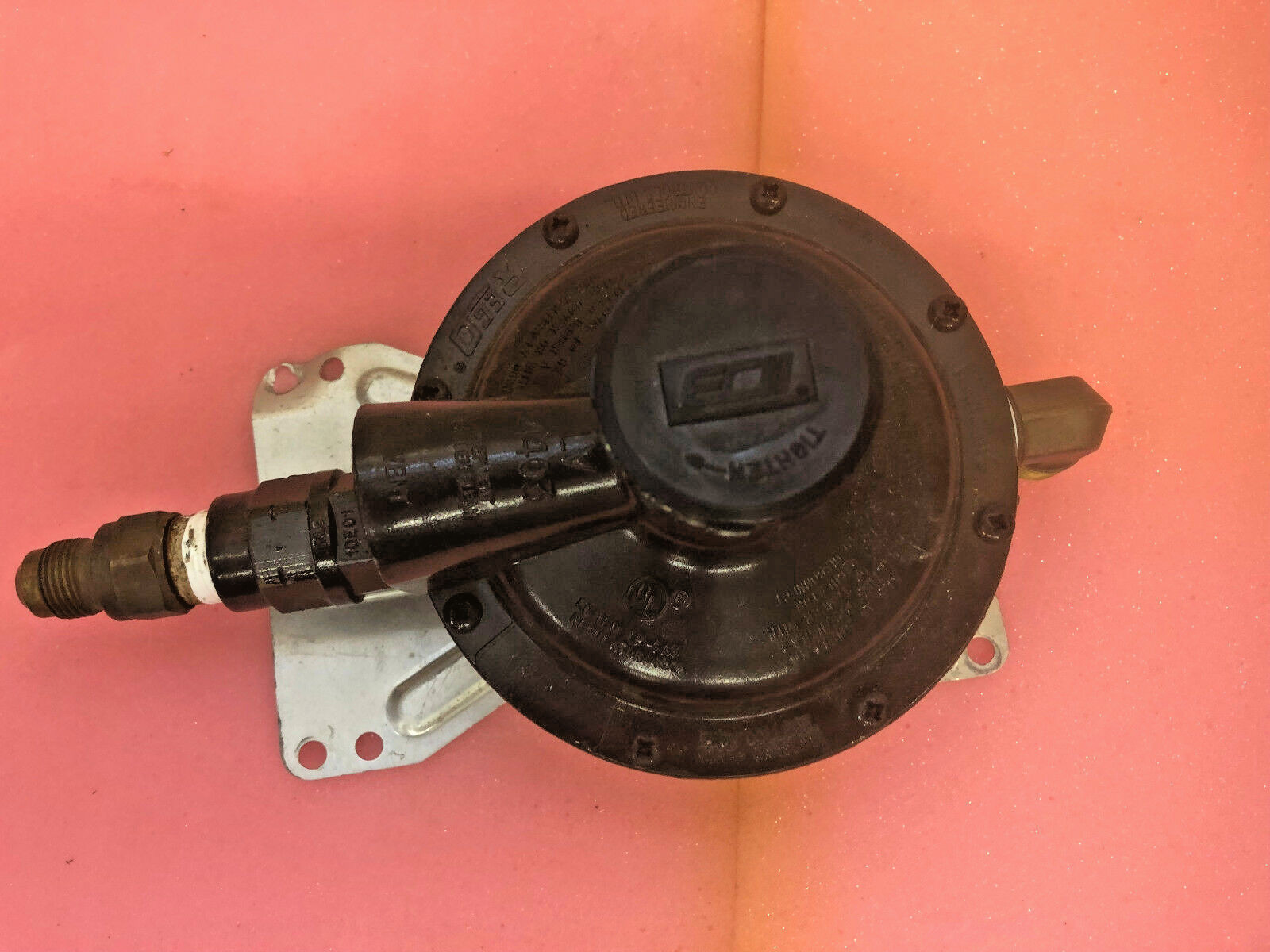 BS9 REGO Second stage lp gas ECII Regulator LV4403B4 with bracket and fittings