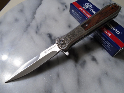 Smith & Wesson Unwavered Assisted Open Pocket Knife Rosewood Dagger 1208413 New