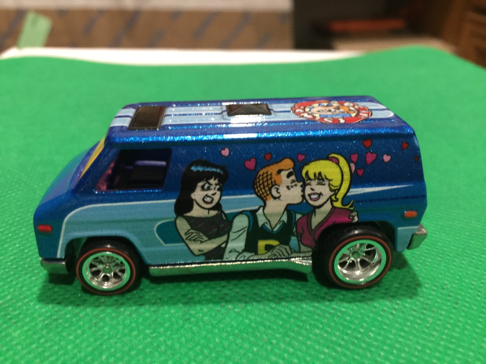 ミニカー HotWheels Real Riders 70's Van s-l400.jpg