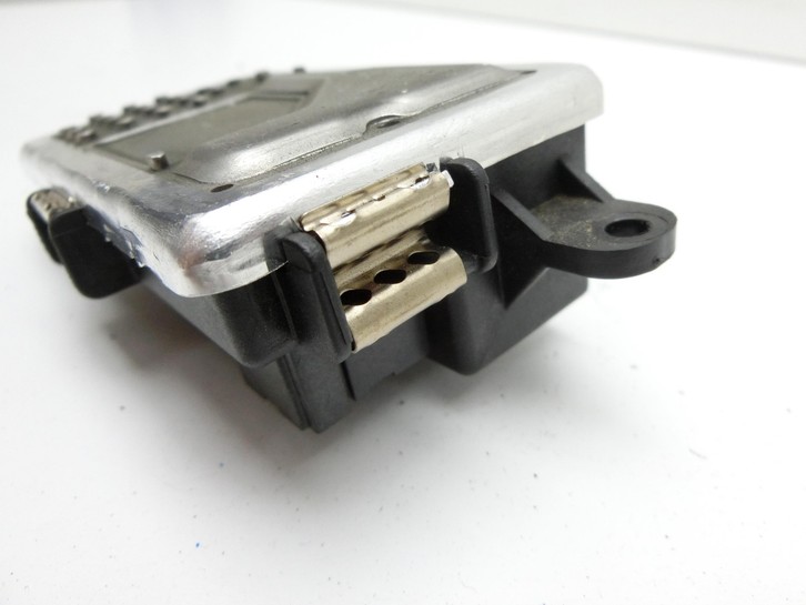 Mercedes S204 W204 11-15 Widerstand Gebläse Lüfter Mercedes S204 W204 11-15 11.05.2012 A2128702110 2128702110... Bild 4