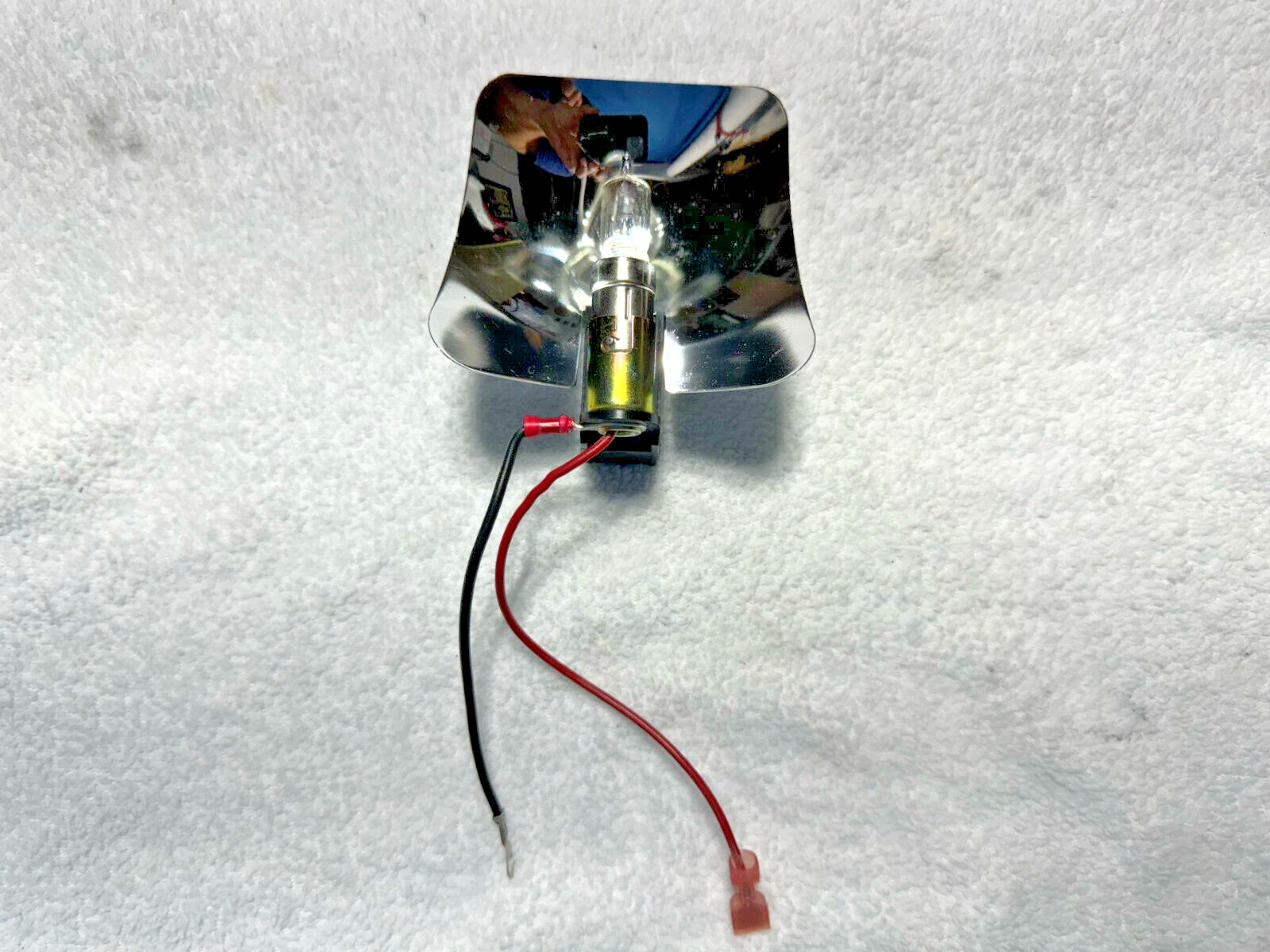 - Stationary Light Assembly