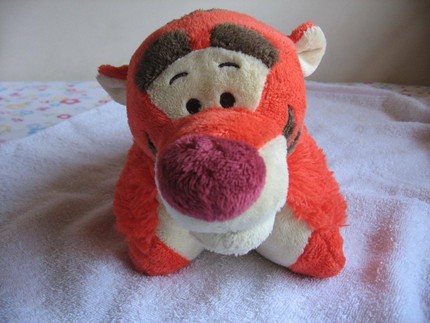 tigger pillow pet