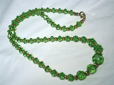 Vintage 14K Gold Filled Graduated Faceted Green Glass Beads