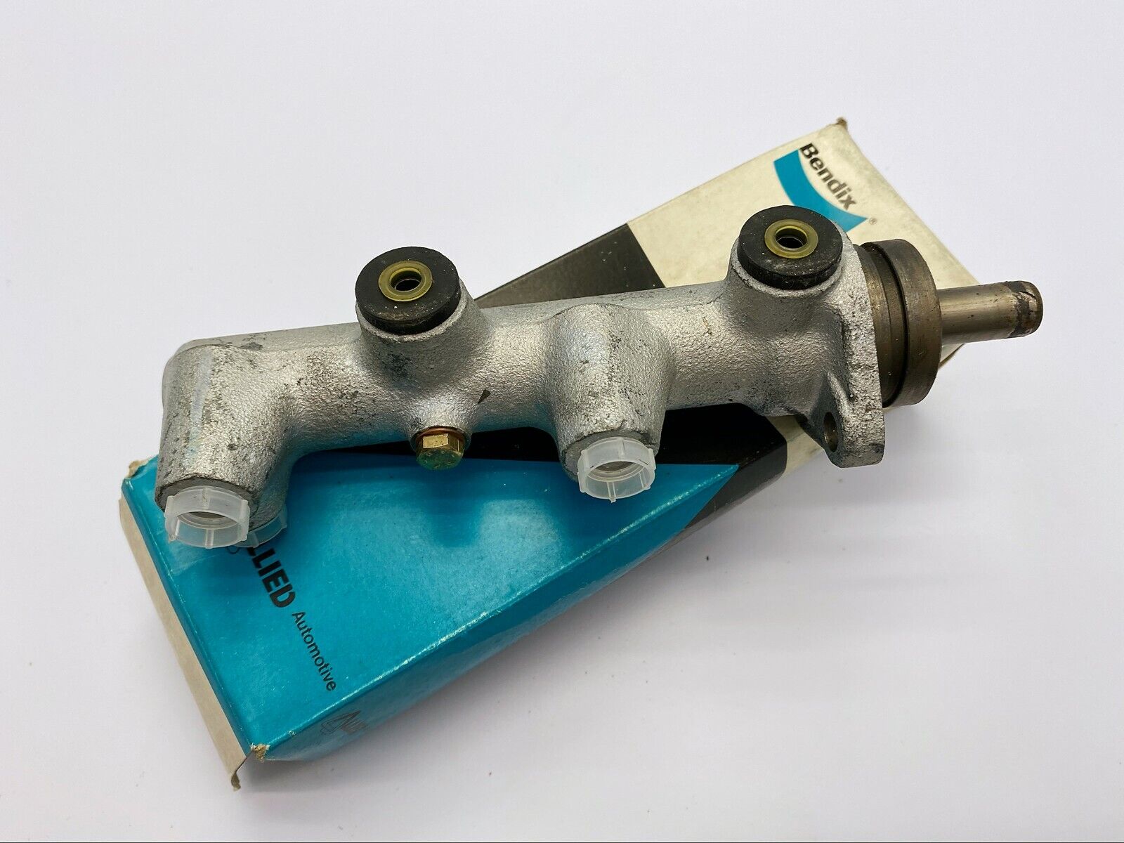 Brake Master Cylinder for ALFA ROMEO 33 Sprint 1421565 Brake Master Cylinder for ALFA ROMEO 33 Sprint 1421565