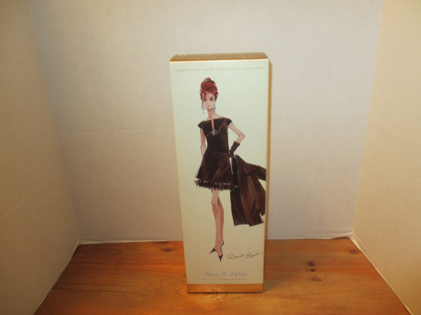 2005 HAPPY GO LIGHTLY SILKSTONE BARBIE DOLL NRFB - GOLD 2005 HAPPY GO LIGHTLY SILKSTONE BARBIE DOLL NRFB - GOLD