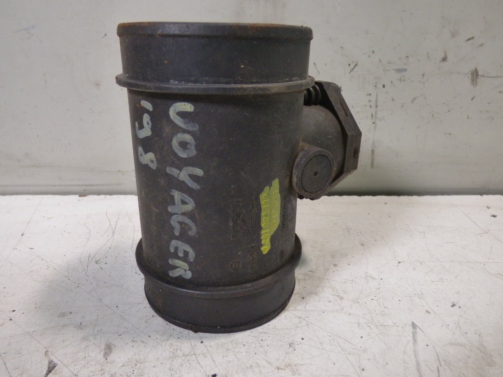 Debimetro misuratore massa aria CHRYSLER VOYAGER 0281002132