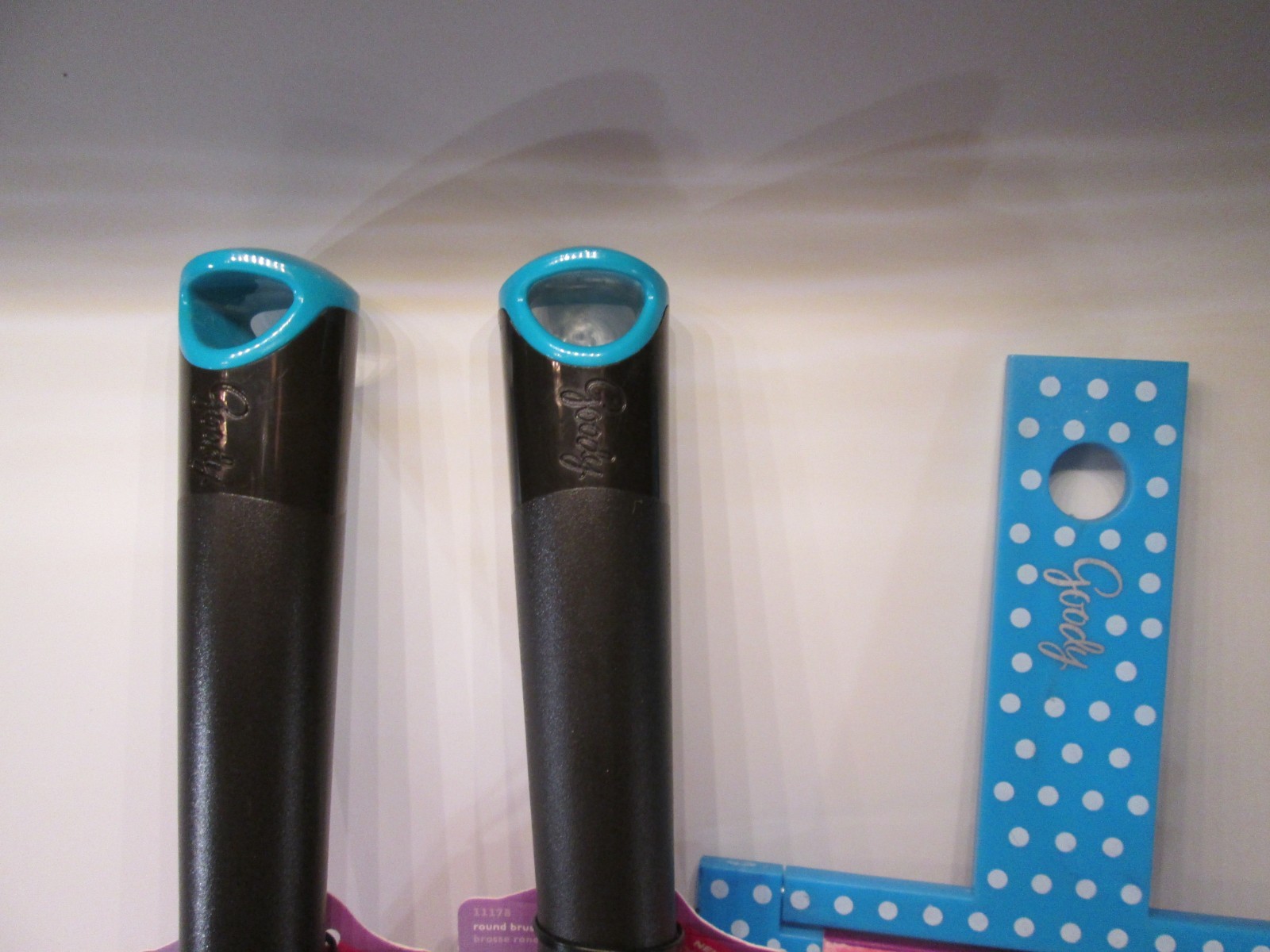 3pc Goody  All Purpose Round Styling Hair Brushes Countertop Mirror Blue White