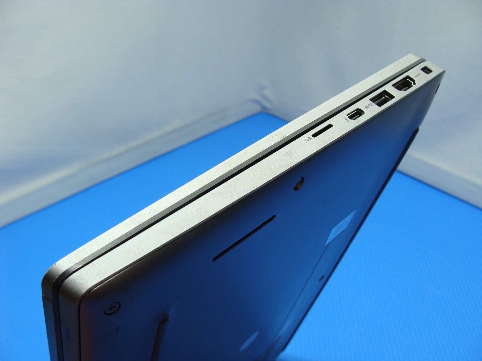 Dell Latitude 7320 13.3" Touch i7-11th Gen 16GB RAM 256GB SSD Win 11 Pro - Thumbnail 14