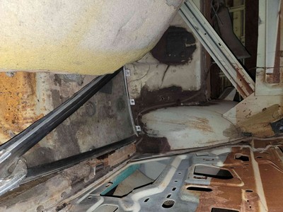 image 2 of interior