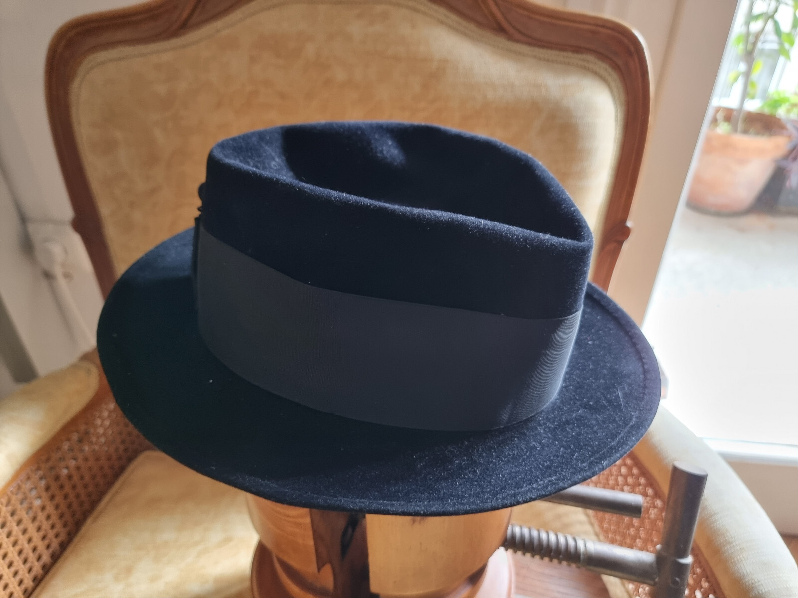 Vintage Stetson Soft Shape Suede Finish Hat, size 7 1/8 Vintage Stetson Soft Shape Suede Finish Hat, size 7 1/8
