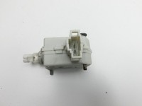 VW Golf 6 VI 5K 08-12 5T ZV Stellmotor Heckklappe Heckklappenschloss VW Golf 6 VI 5K 08-12 15.06.2011 5K0827505A... Vorschau 4
