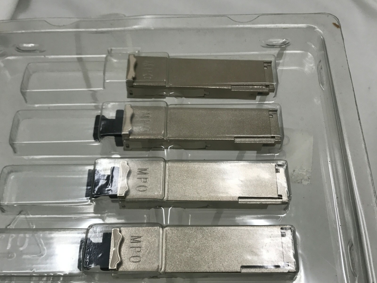 Lot of 4 Zaram Technology ZTI-QSFP+SR4 40GBASE-SR4 Transceivers (08-4C)