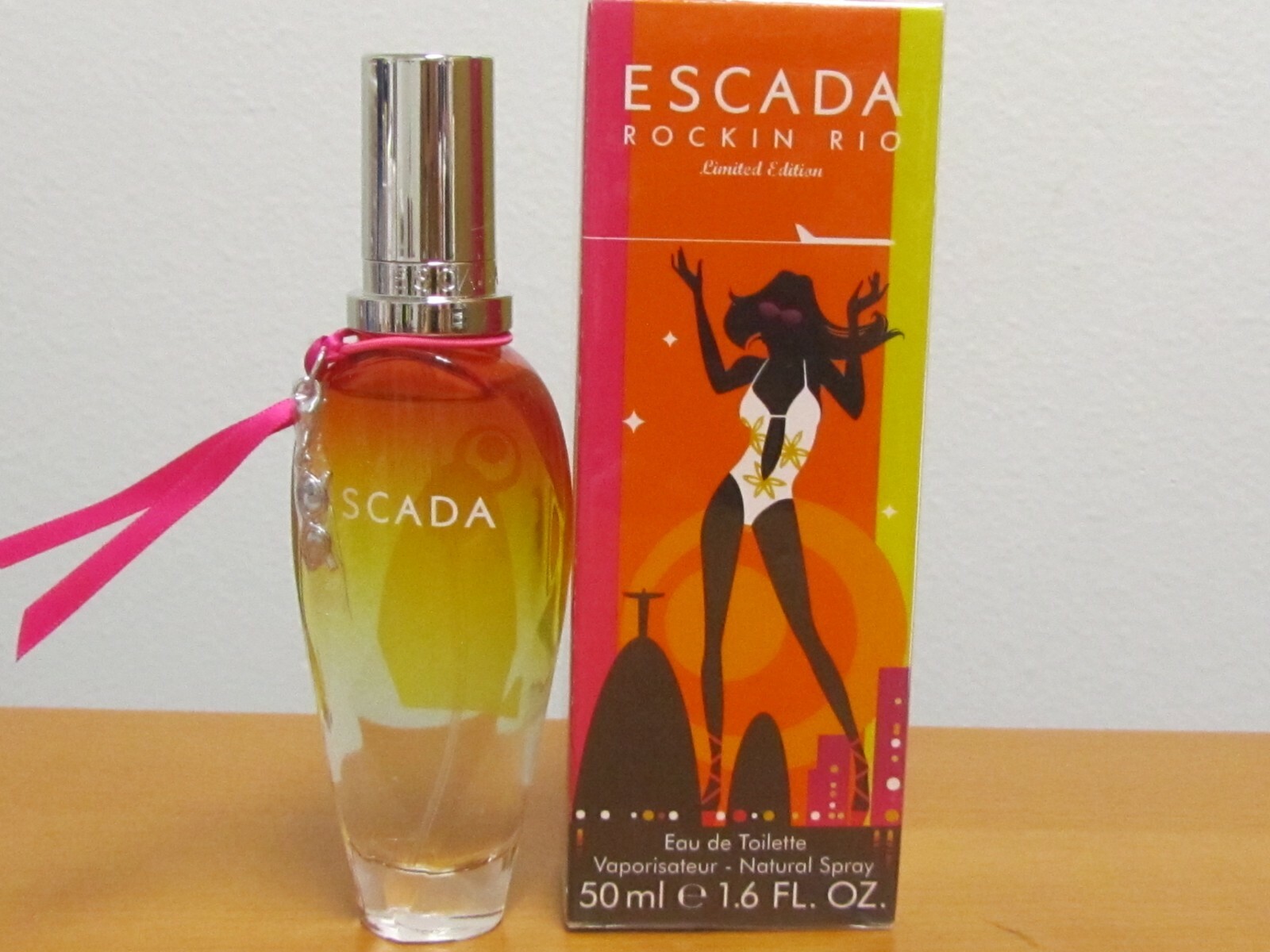 香水(女性用) ESCADA Rockin' Rio 50ml Eau de Toilette Escada Rockin'rio Women's Perfume By Escada 1.7oz/50ml Eau