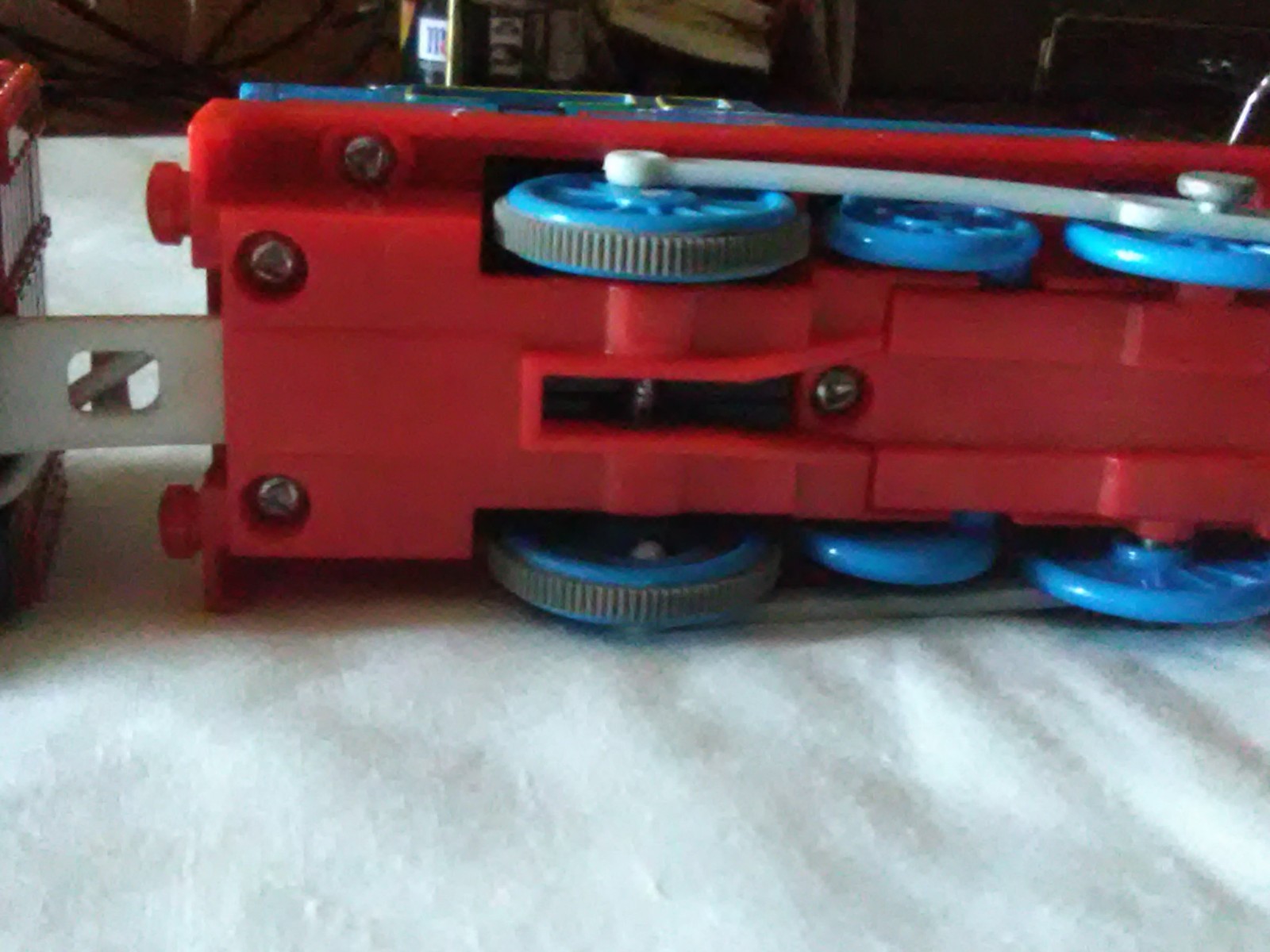 Track Master Talking Thomas and a back car