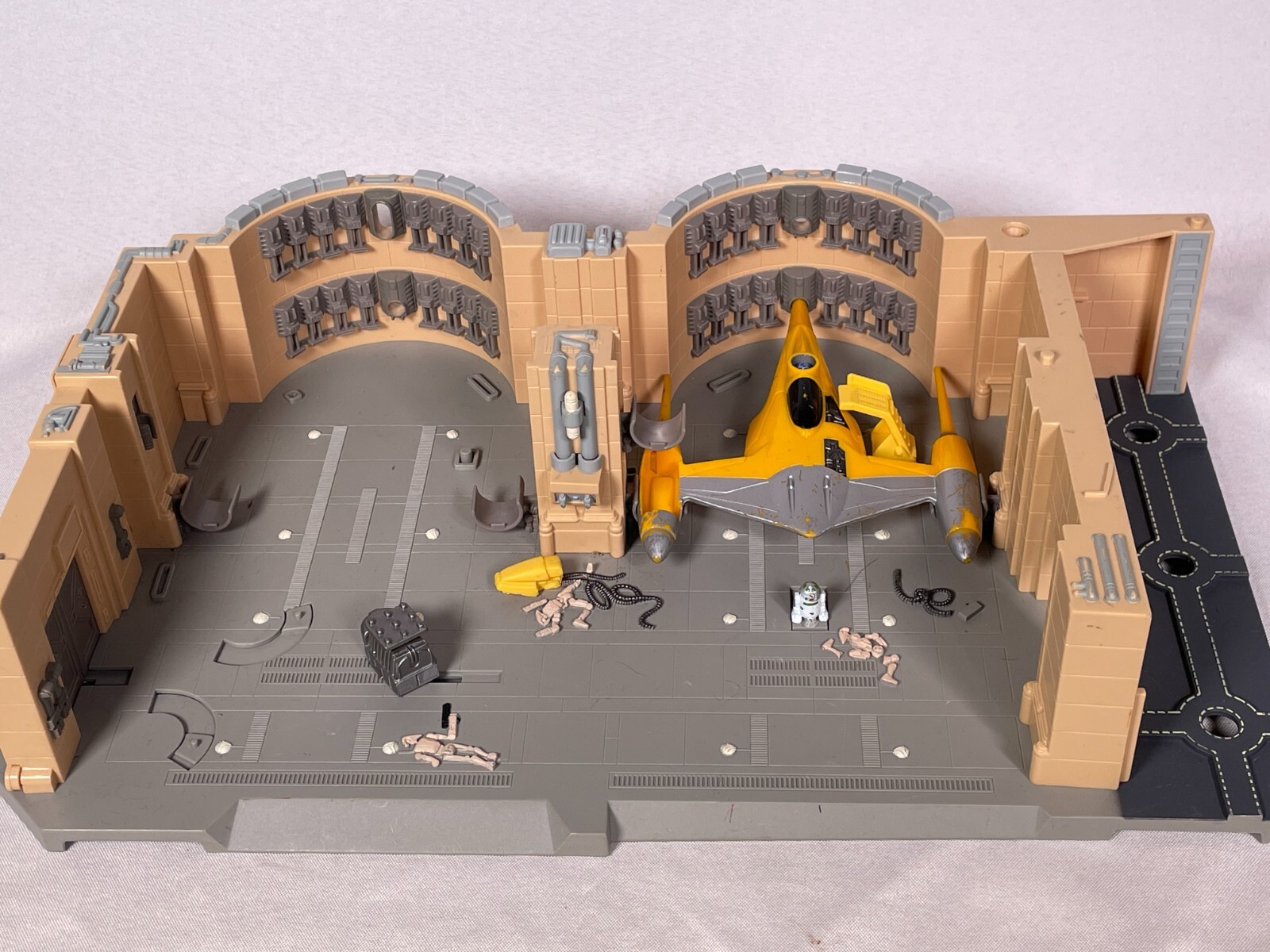 ナブーハンガー ファイナルコンバット 現状品 アクションフリート ダイアクロン ナブーハンガー ファイナルコンバット 現状品 アクション