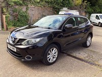 2014 Nissan Qashqai 1.6 dCi Acenta 5dr Xtronic HATCHBACK Diesel Automatic