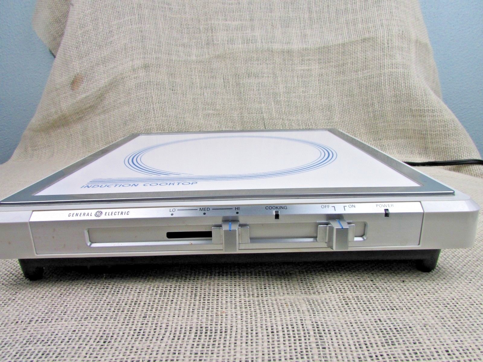 GE General Electric portable convection cook top Campers Apartments orig. box